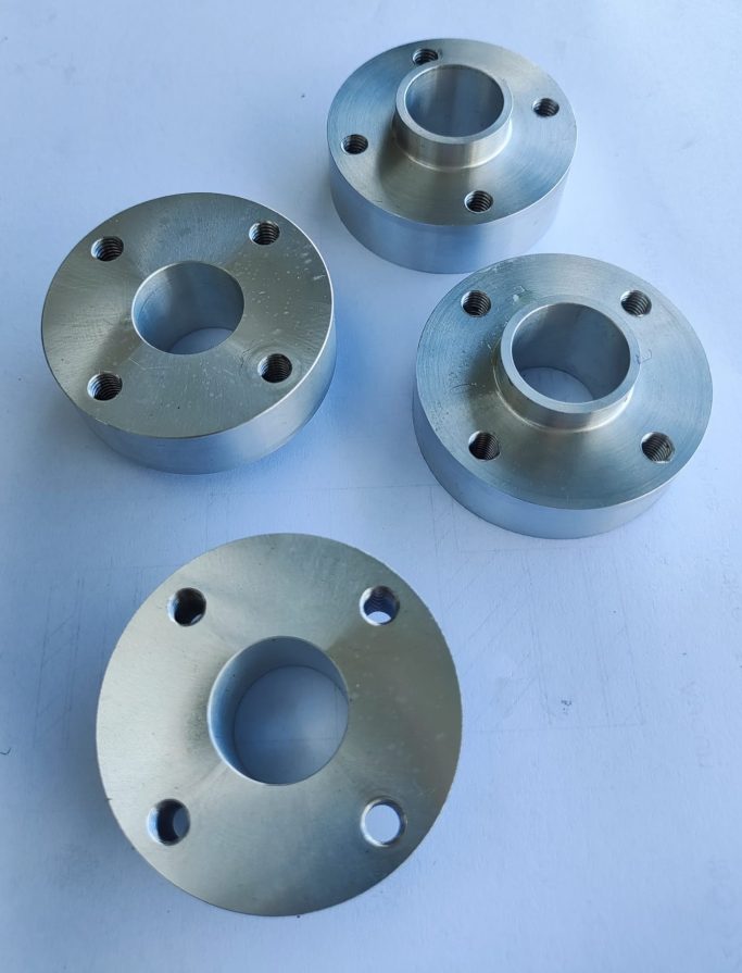 Pièces réalisées par USI64.